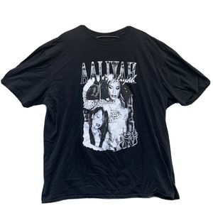Vintage Aaliyah Singer Graphic Shirt Black White Crewneck Tee